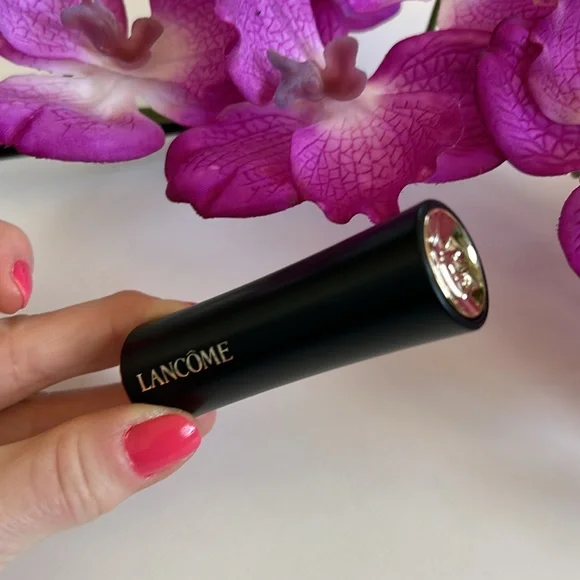 Lancôme L’Absolu Rouge Cream Lipstick in Exotic Orchard - Picture 4 of 6